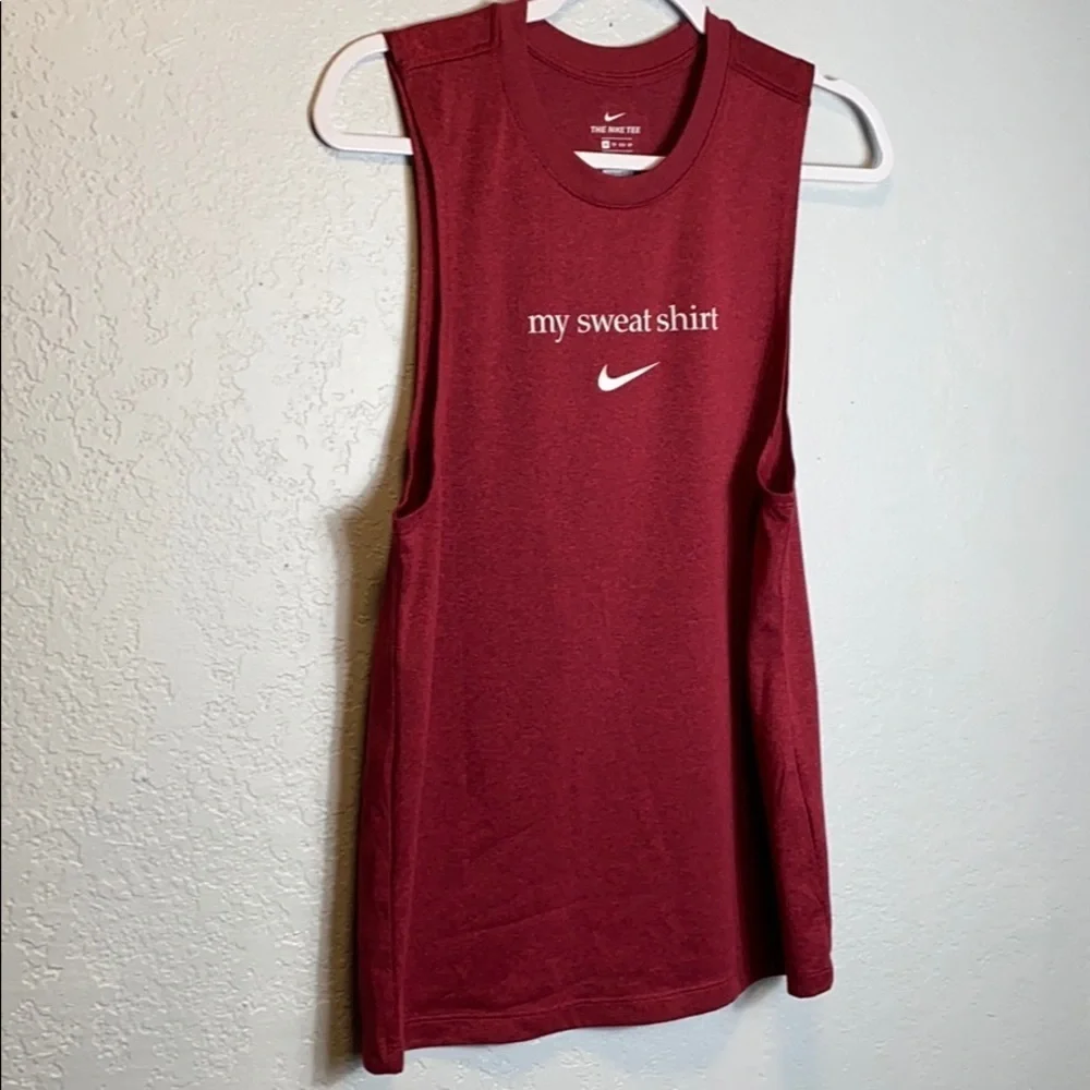 Nike Womens Shirt Sz XS Maroon Color